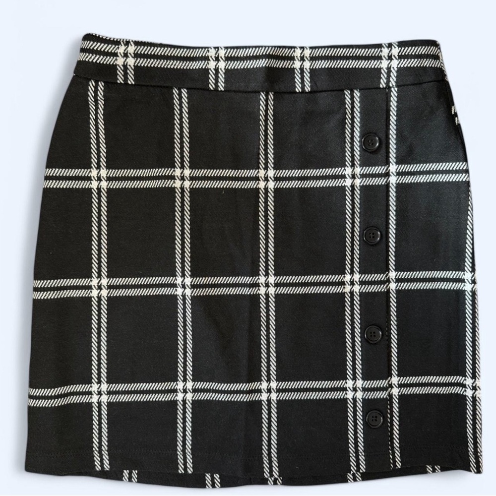 Black and White Mini Pencil Skirt for Work